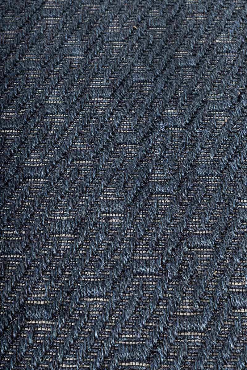 Obsidian 8x10ft Rug