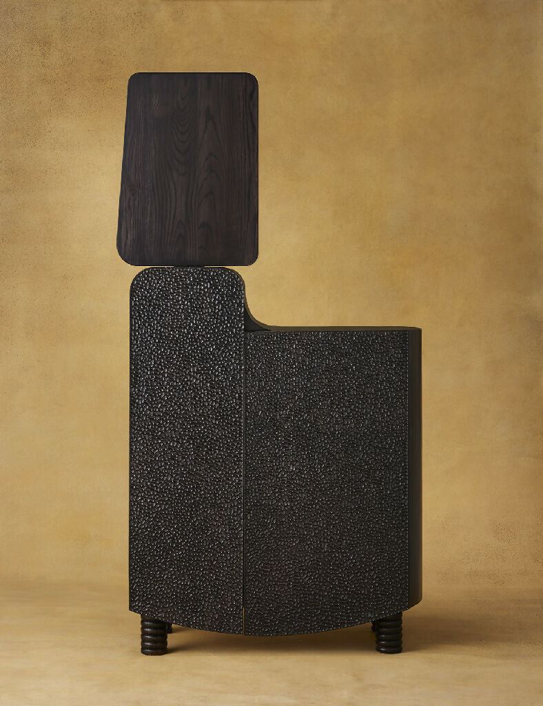 Alpaca-Bar-Cabinet-Furniture_01