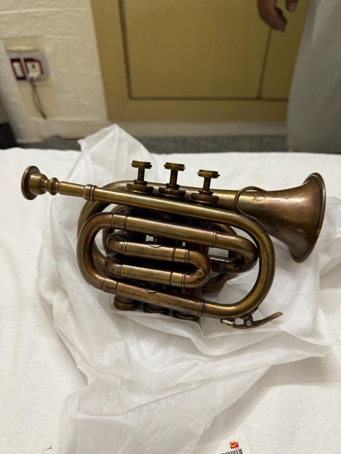 Antique Brass Bb Trumpet – Professional Vintage-Style Trumpet with Mouthpiece