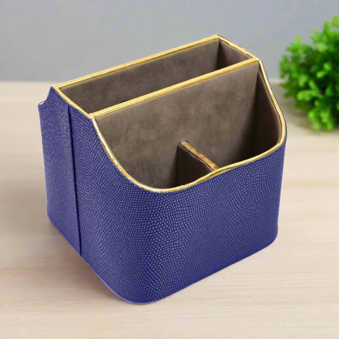 Serpentine Multi-Utility Holder