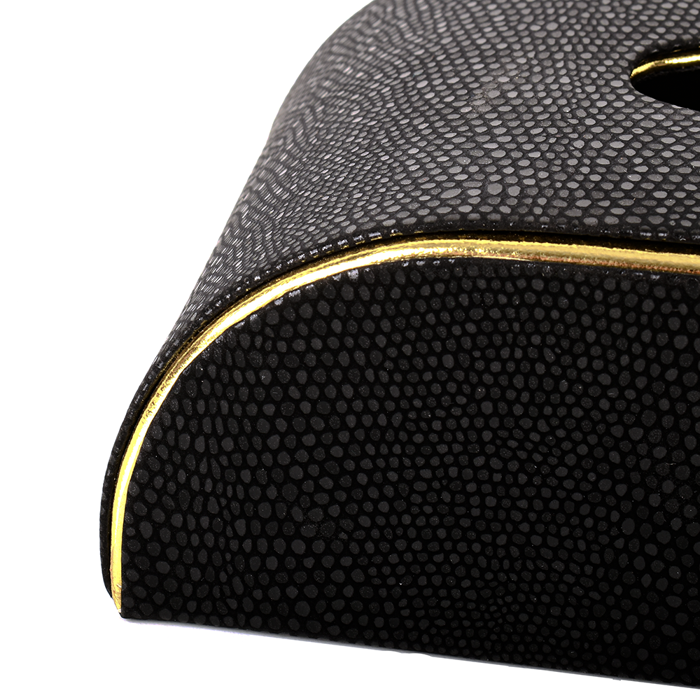 Serpentine Curve Tissue Box