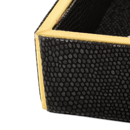 Serpentine Towel Tray