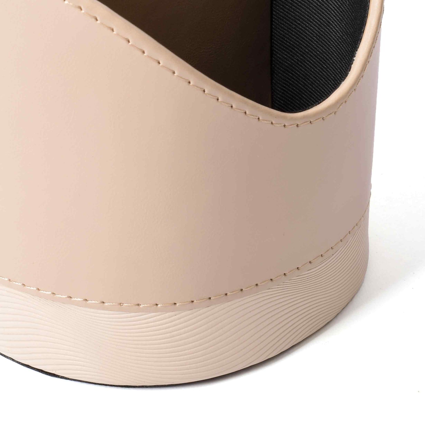 Wave Remote / Stationery Holder