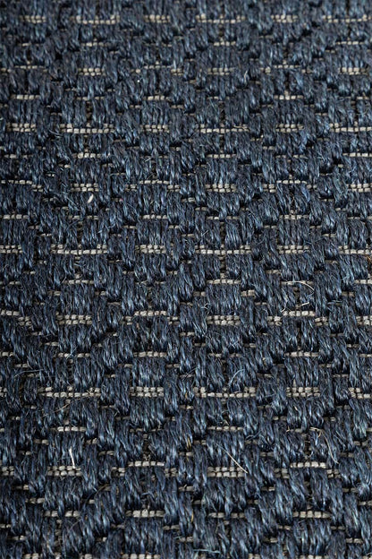 Tiff 8x10ft Rug